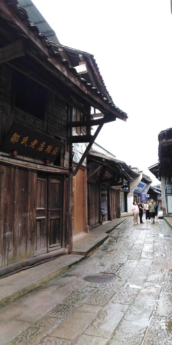 东北“小冻梨”探秘贺兰古岩画